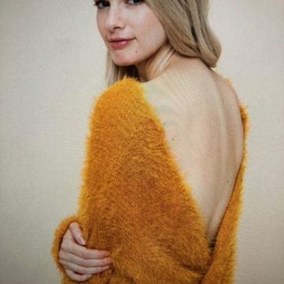 Fuzzy Twist Back Sweater - Picture 4 of 5